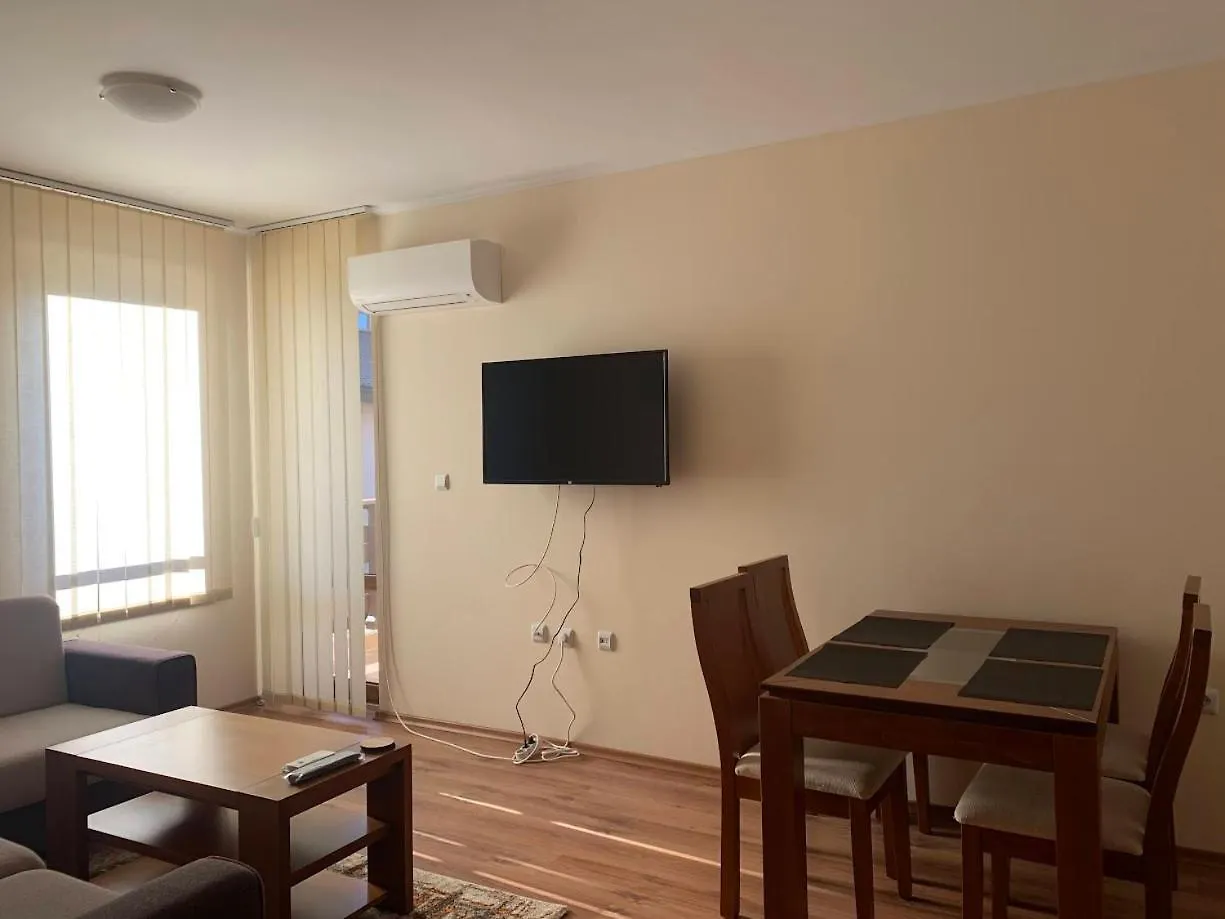Cozy Mountain Apartment 班斯科
